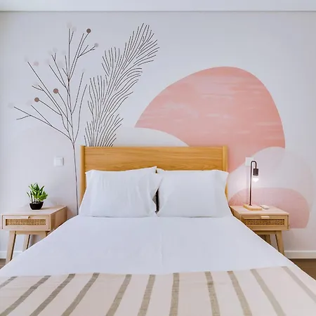 Modern 1bdr Flat With Pool In Marina By Lovelystay Lägenhet *