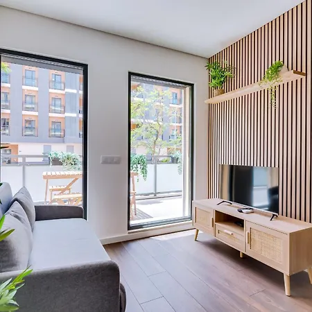 Lägenhet Modern 1bdr Flat With Pool In Marina By Lovelystay Olhão