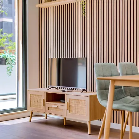 Modern 1bdr Flat With Pool In Marina By Lovelystay Lägenhet *