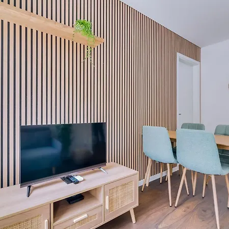 Lägenhet Modern 1bdr Flat With Pool In Marina By Lovelystay Olhão